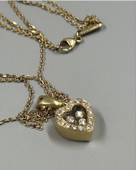 Золотая церочка с подвеской Chopard