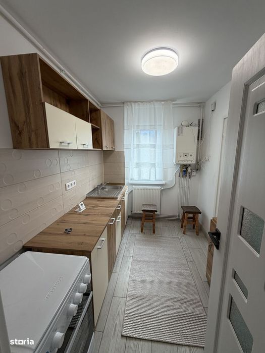 Închiriez apartament 2 camere