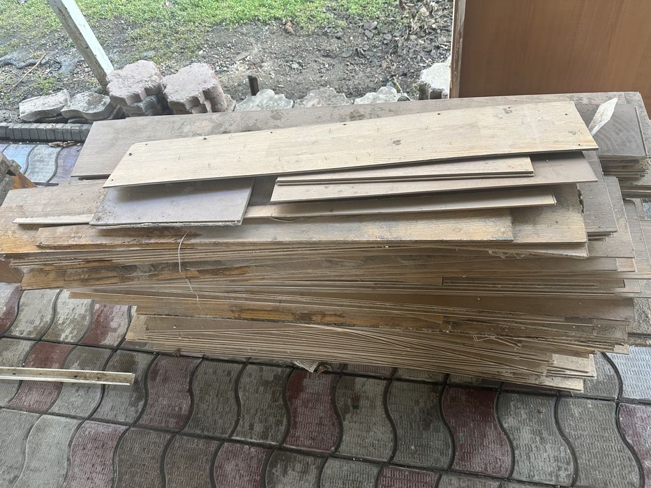 Отдам ламинат бу