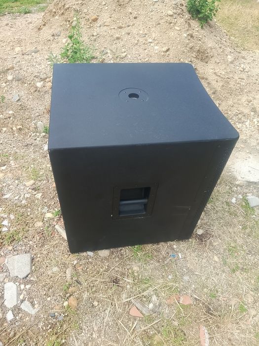 Bas activ 800rms, 18inch, 15mil, fix