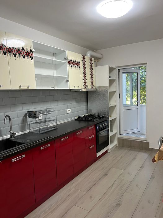 Apartament 3 camere Centru Palas Iași de închiriat