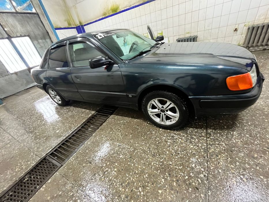 Ауди 100 в кузов с4