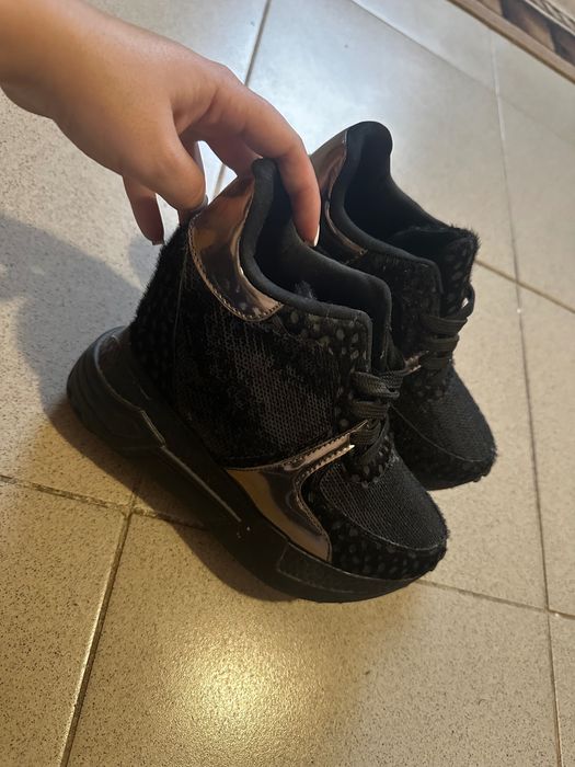 дамски обувки/маратонки с платформа