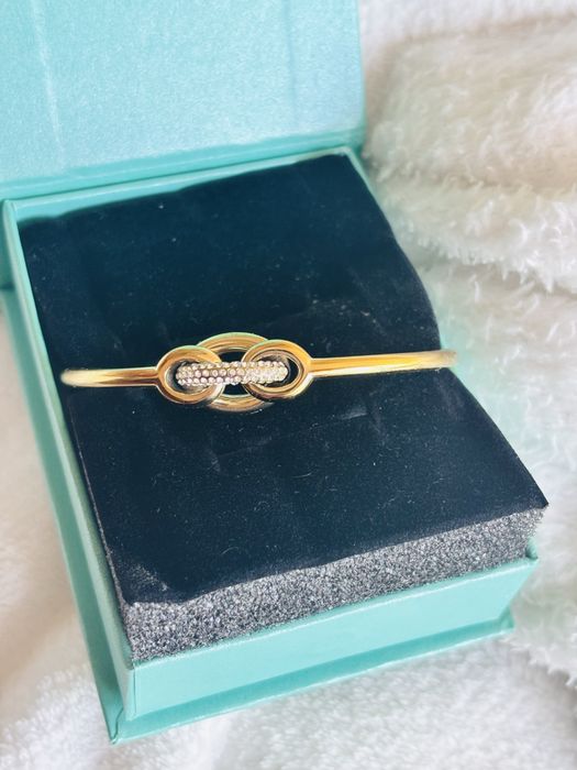 Гривна “Calvin Klein”