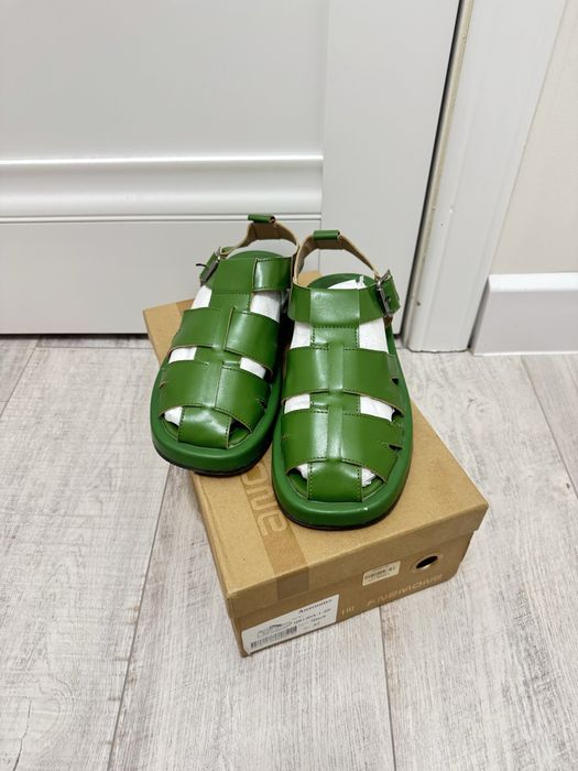 Зеленые летние сандали за 3500