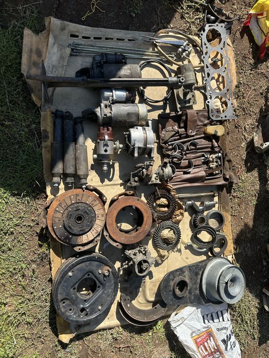 Продавам много нови части за Волга газ 24