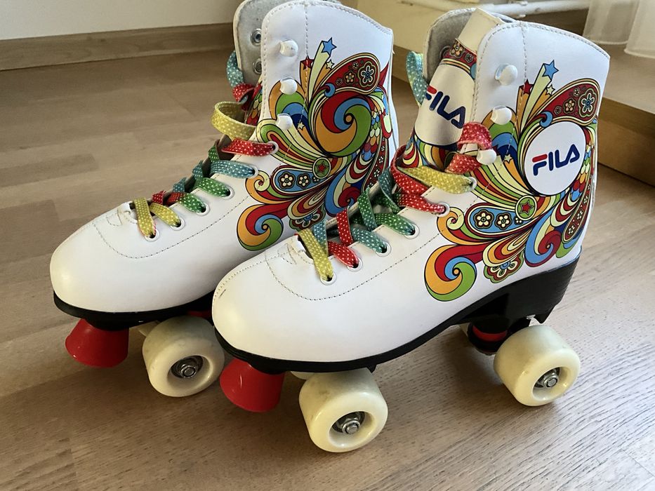 Patine cu rotile dama , stare foarte buna ,marime 38.
