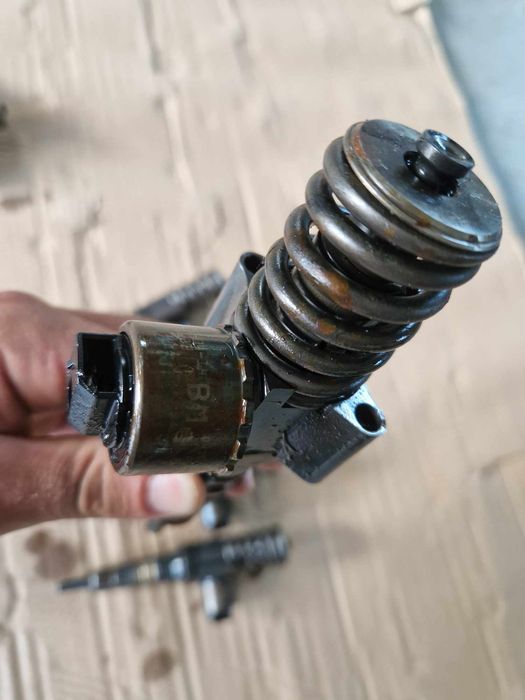 Set injectoare vw cod BM