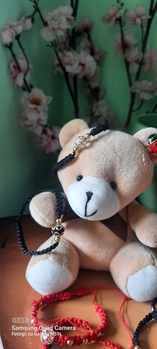 Brățari dama,cu bilute aurii din oțel inoxidabil