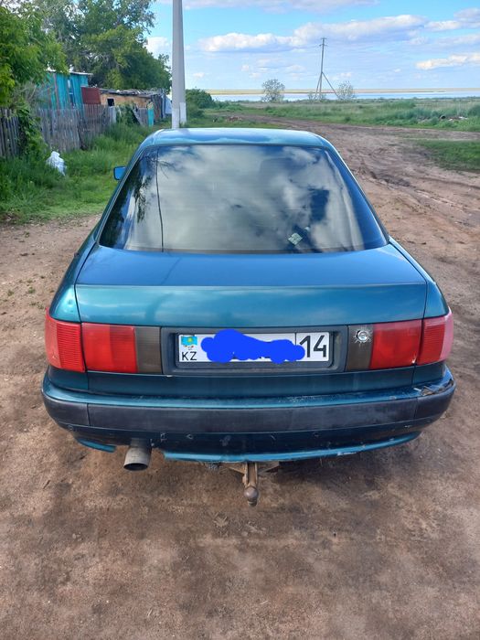 Продам Ауди 80 б4