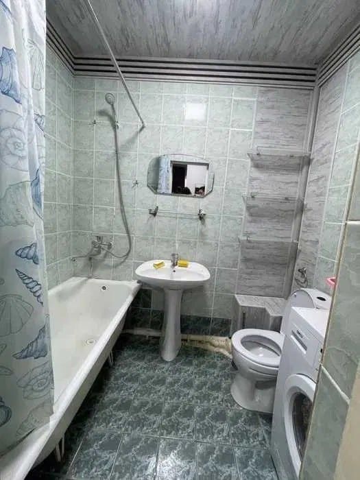 3 ком/4/4 Продаётся квартира. Ц-1 площадь: 86 м2