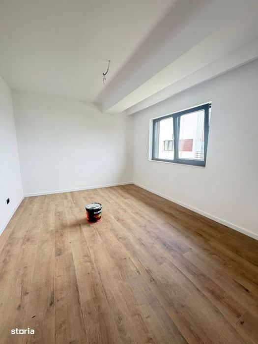 Vila Individuala/4 camere/Cartier Cristalului