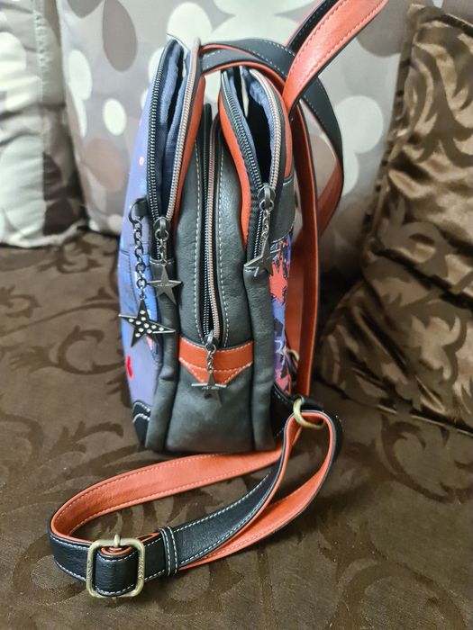 Vând ghiozdan Janetbear