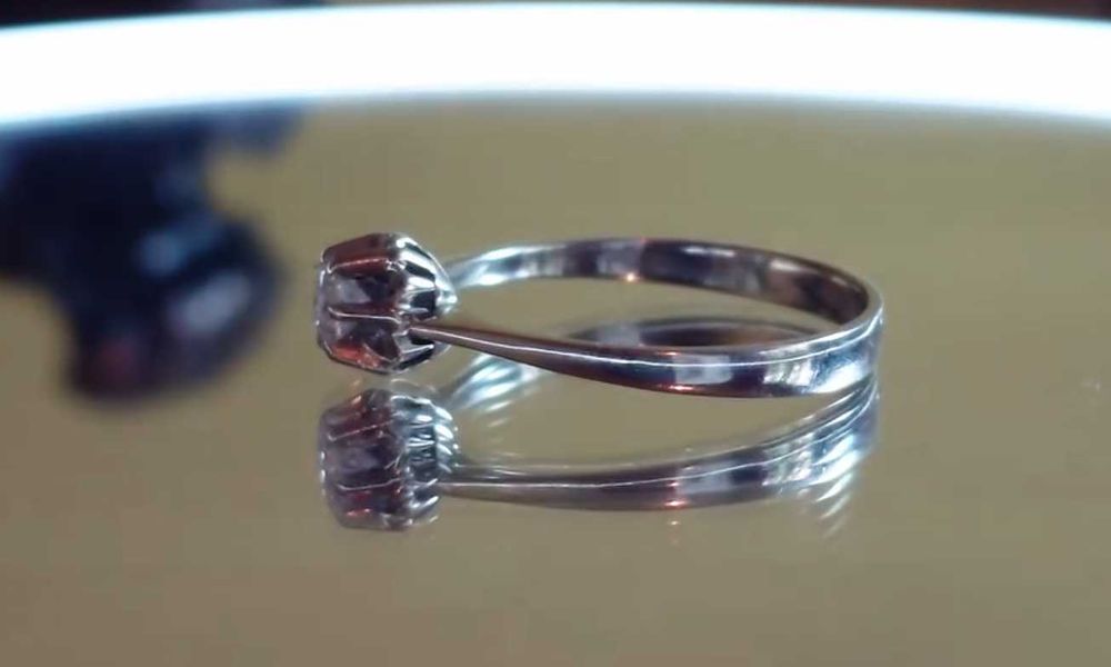 Inel aur alb 18K, diamant 0.30 ct – mărime 51, 2,39 g