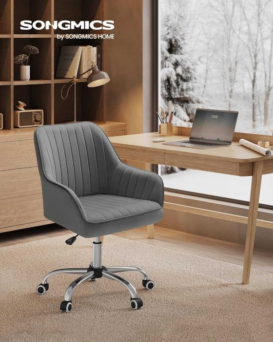 Ергономичен офис стол в различни цветове и дамаски