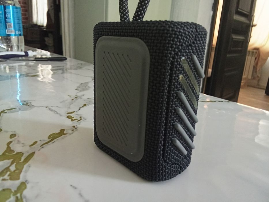 Колонка JBL отличный звук