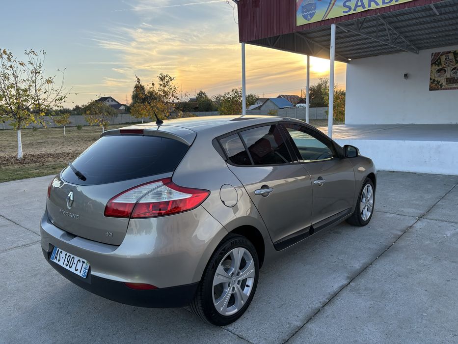 RENAULT Megane 2011 — imagine 4