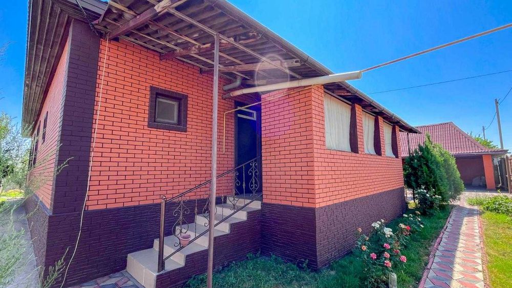 Продам частный дом Акбота Империя