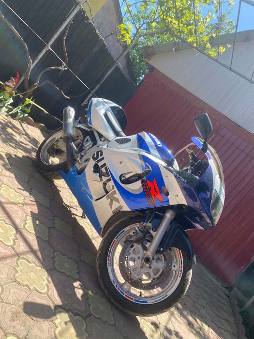 Motor de vanzare,pentru mai multe detalii lasati mesaj in privat,pretul este negociabil
