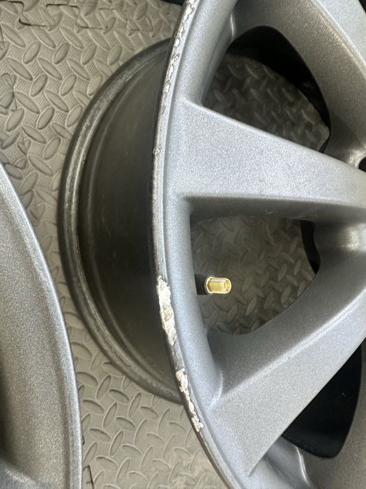 17-цола 5х114.3 - Toyota - Avensis-Auris-C-HR-Rav 4 - Prius-Verso и други
