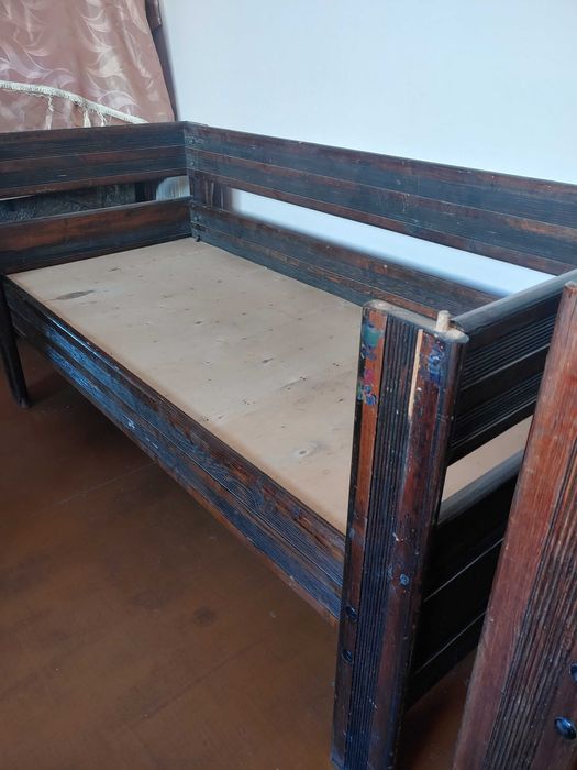 Кровать подростковая деревянная двухярусная