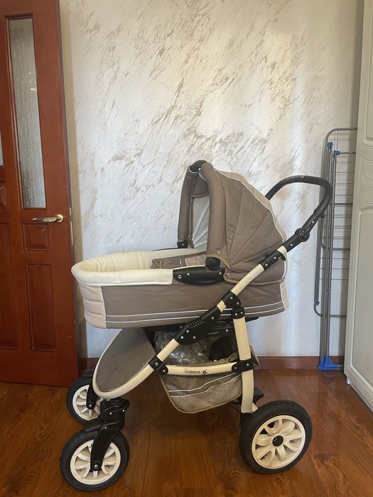 Коляска 2 в 1 в идеальном состоянии