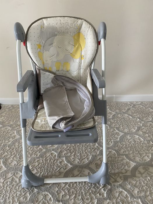 Срочно продам стульчик для кормление