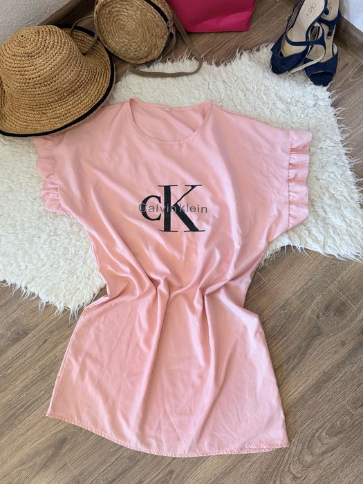 Дамски рокли zara bershka pull&bear nicole collection