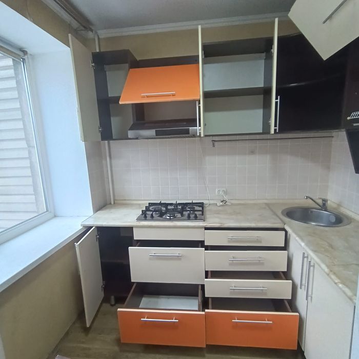 Кухонный гарнитур с техникой