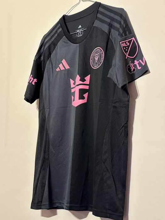 Тениска на Lionel Messi в Inter Miami 2025/26 - НОВО ; НАЙ ДОБРА ЦЕНА!