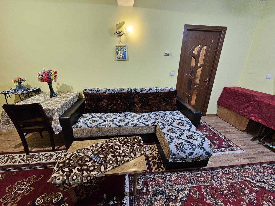 garsoniera de inchiriat Rahova- Teius