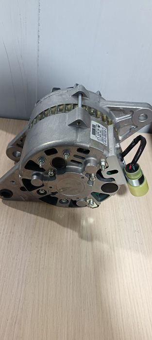 Генератор ISUZU FVR