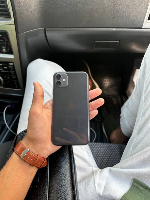 Айфон 11 каробкаси йок