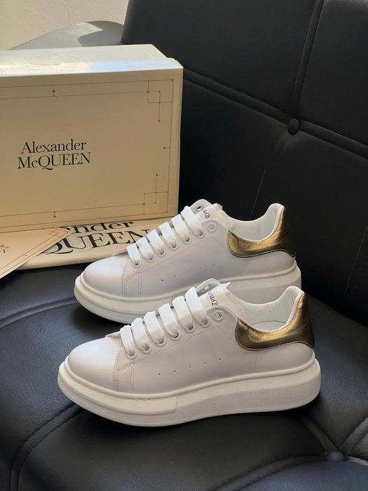 Adidasi Alexander Mcqueen noi !!! Marimi 36/40 !!!