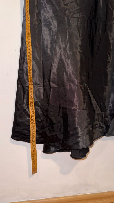 Rochie neagră din satin, de seară/nunta/evenimente,cu decolteu+dantela