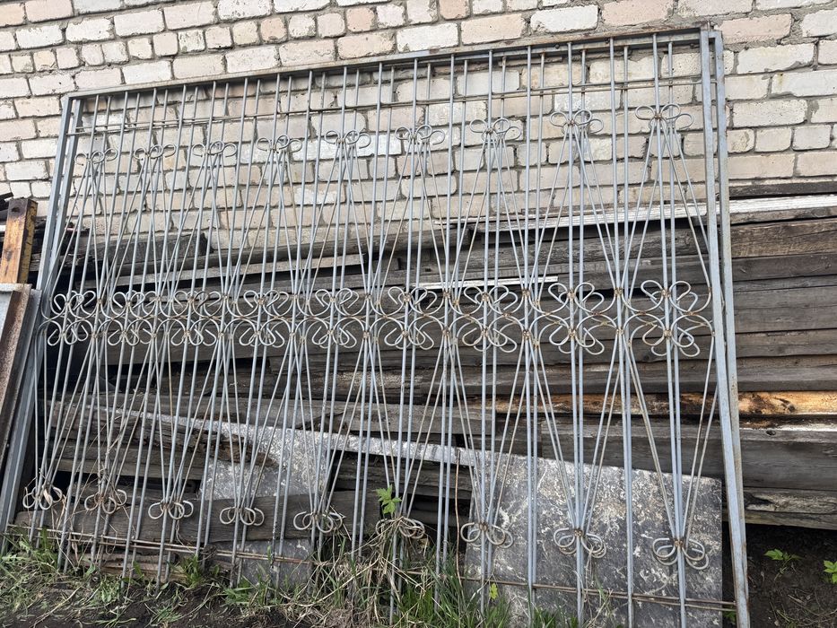 Продам решетки на окна