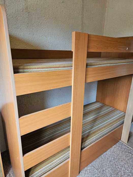 Двуетажно детско легло