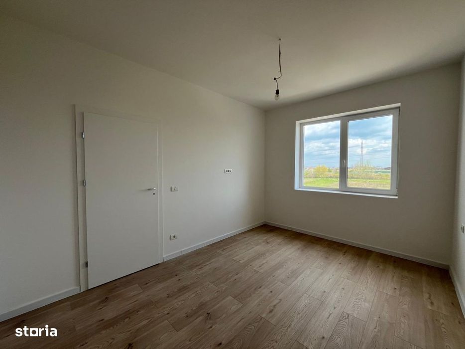 Ultimul Apartament, Curte Proprie, 3 Camere