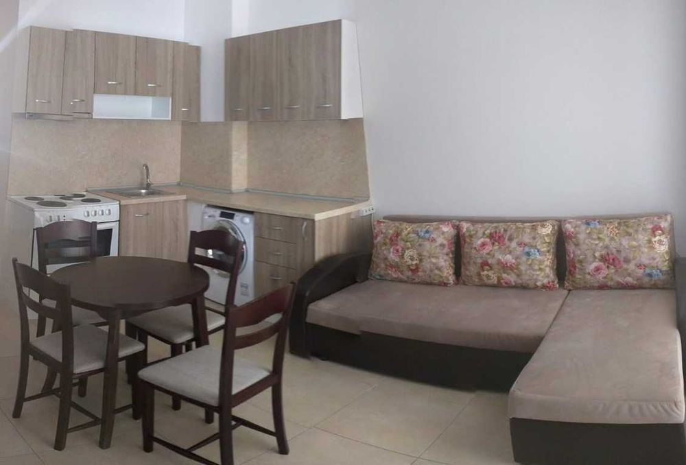 Дава се под наем Двустаен апартамент в Пловдив, Каменица 1 - 65 кв.м за 341.7 € - Снимка #2