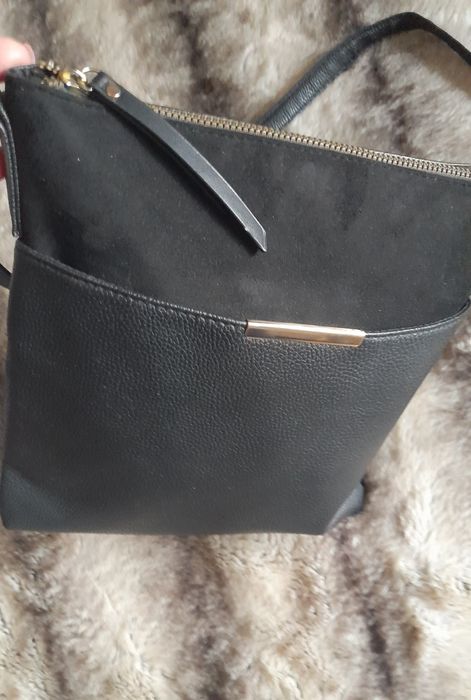 Чанта Primark през рамо-черна запазена