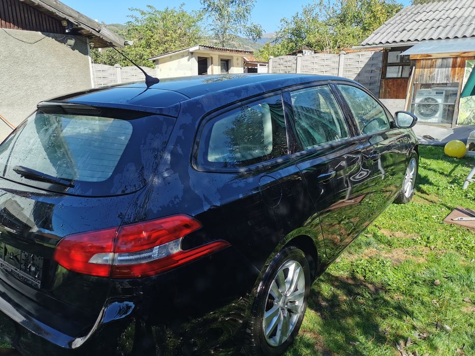 Vând Peugeot 308 SW
