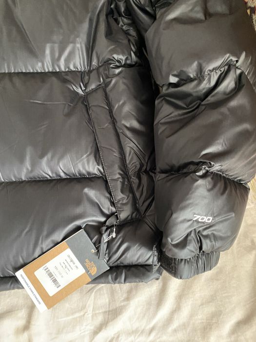 Продам оригенальные куртки новые