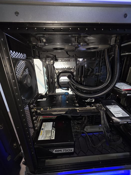 Workstation / Gaming PC High-End – Intel Core i9-7980XE 18C/36T– GTX 1070 – ASUS X299