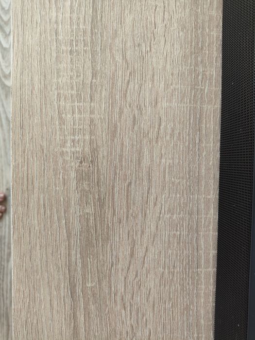 Продам тумбу под телевизор