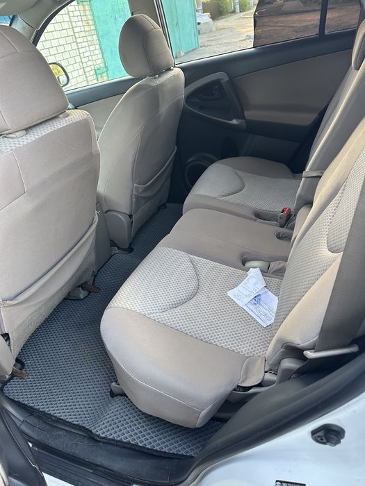 Rav 4 toyota продам