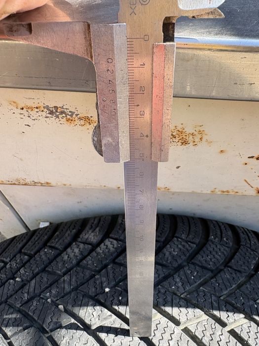 Гуми 235 / 60 / 16