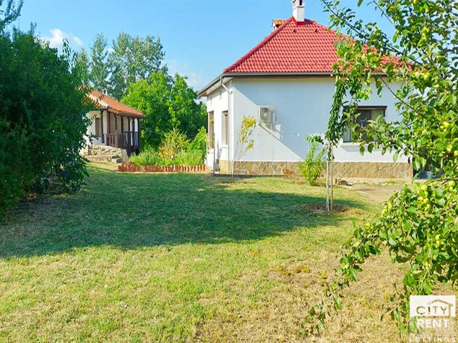 Дава се под наем Къща в с. Самоводене, Област Велико Търново - 120 кв.м за 598.23 € - Снимка #14