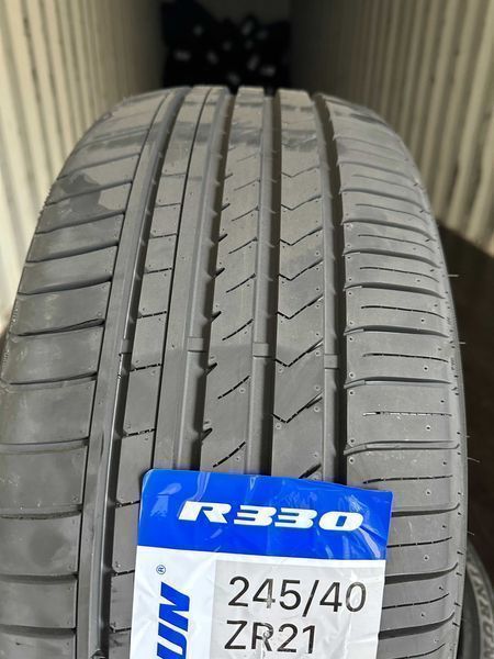Нови летни гуми WINRUN R330 245/40R21 100W XL НОВ DOT