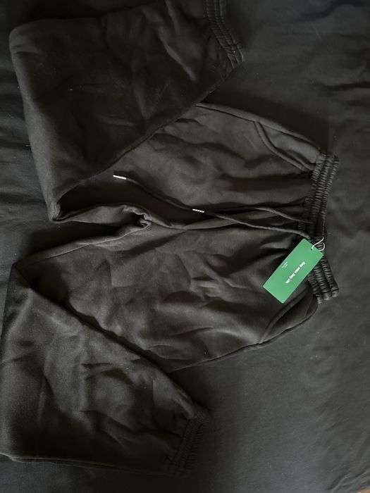 Дънки и панталони нови