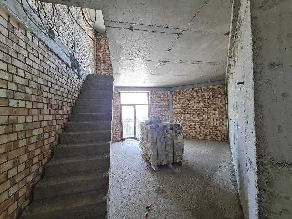 SolarisSolarisSolarisSolarisSolaris. 200м2 коробка срочно !!